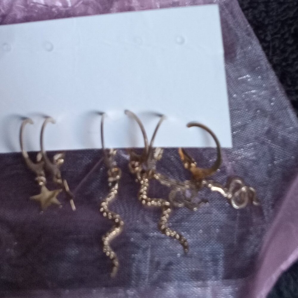 Fashion Jewelry 3 pars of Earrings For Sawyer Rescue